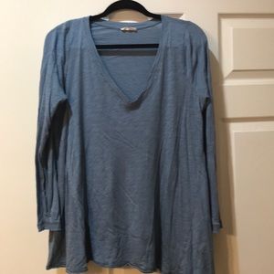 Long sleeve tee